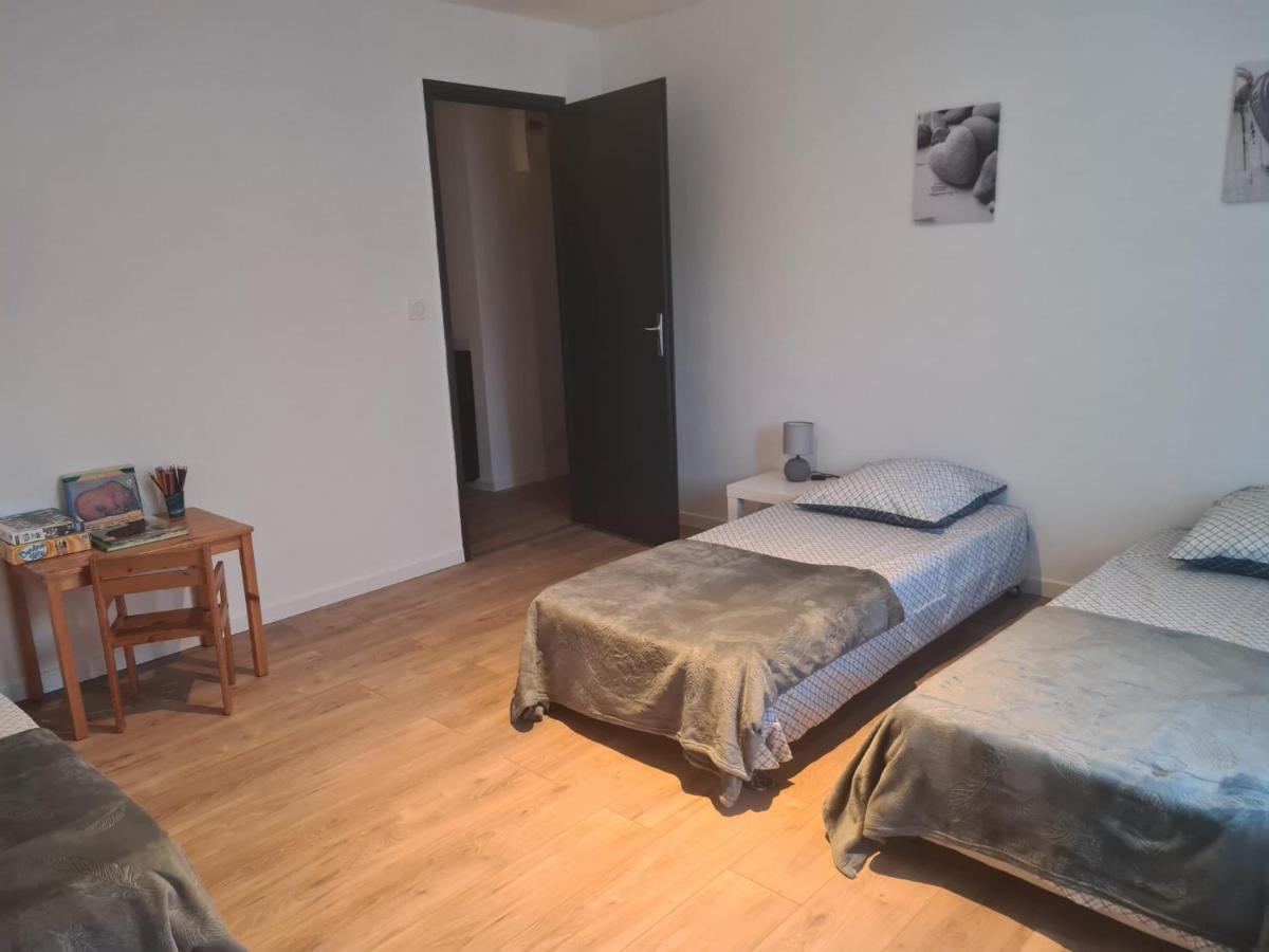 Magnifique Appartement Avec Terrasse Besseges エクステリア 写真