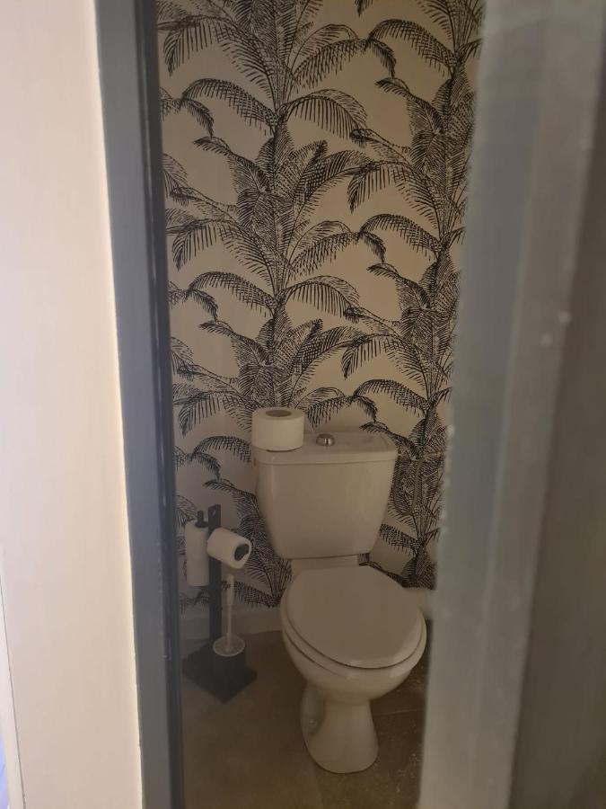 Magnifique Appartement Avec Terrasse Besseges エクステリア 写真