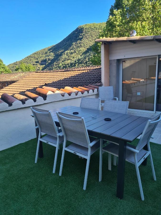 Magnifique Appartement Avec Terrasse Besseges エクステリア 写真